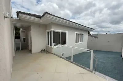 Casa com 3 quartos para alugar na Rua Jacob Afonso Horn, 448, Contorno, Ponta Grossa