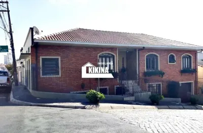 Casa residencial com 7 quartos  à venda, 409.00 m2 por r$900000.00  - centro - ponta grossa/pr