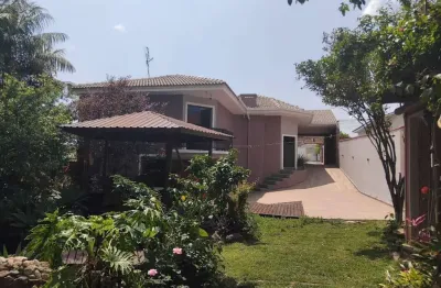 Casa residencial com 3 quartos  para alugar, 280.00 m2 por r$5500.00  - jardim carvalho - ponta grossa/pr