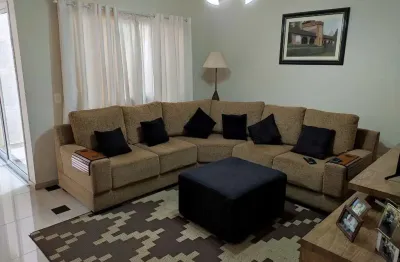 Sobrado a venda no condomínio residencial lago da serra