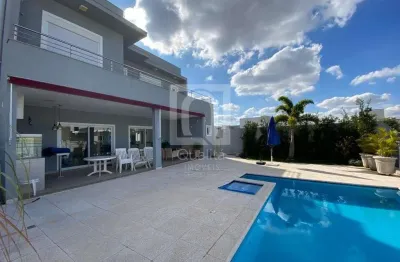 Casa sobrado à venda no condomínio alphaville nova esplanada em votorantim