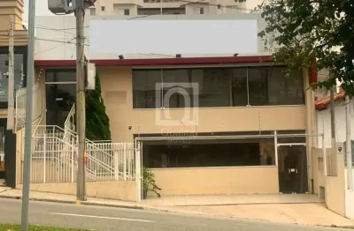 Casa sobrado comercial com 13 salas e 6 vagas na av. washington luiz sorocaba