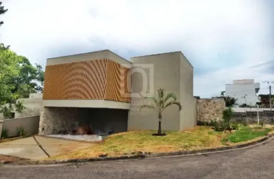 Casa sobrado com 3 suítes no residencial morada das artes av. são paulo sorocaba