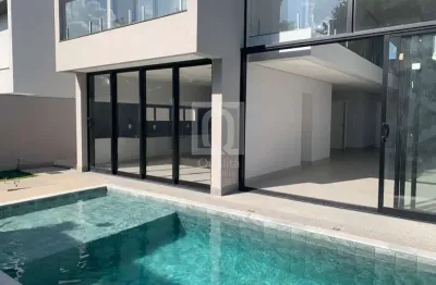 Casa à venda, sobrado com 305 m² de área construída  no condomínio alphaville nova esplanada 1