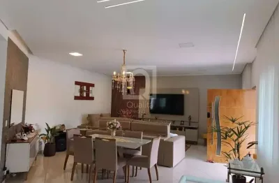Casa à venda no condomínio tarumã, santana de parnaíba | 4 quartos, piscina e área gourmet