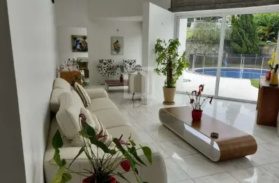 Sobrado à venda no condomínio morada dos lagos, aldeia da serra, barueri - 4 quartos, piscina