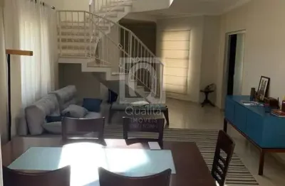 Sobrado à venda no condomínio aldeia da mata com 3 suítes e piscina
