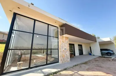 Casa no condomínio terras de são francisco salto de pirapora