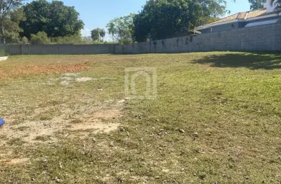 Terreno à venda no condomínio saint charbel - araçoiaba da serra