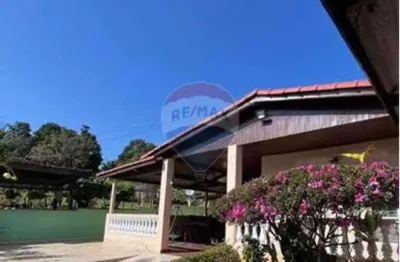 Chácara à venda em araçoiaba da serra-sp, bairro barreirinho: 3 quartos, 2 salas, 3 banheiros, 2 vagas, 300m². venha conferir!