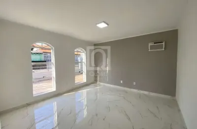 Imperdível: Casa à venda ou locação em Sorocaba-SP, Jardim São Paulo! 3 quartos, 1 suíte, 1 sala, 1 banheiro, 4 vagas de garagem. Venha conferir!