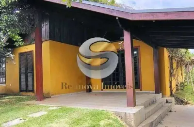 Casa com 2 dormitórios, 130 m² com 02 dormitórios (01 suíte)