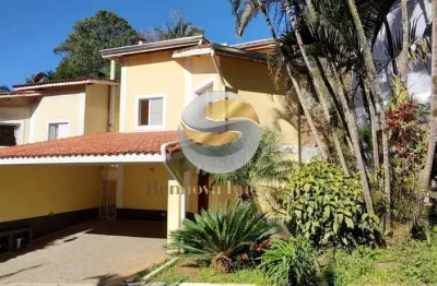 Residência estilosa, 3 dorm. 1 suite, isolada, com excelente acabamento,
