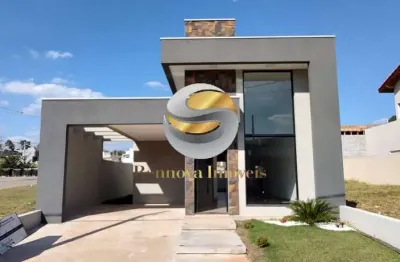 Linda Casa térrea 3 dorm. 1 suite com fachada imponente e moderna.