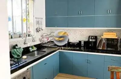 Casa 3 dorm.1 suite, cozinha planejada, suite closet, churrasqueria..