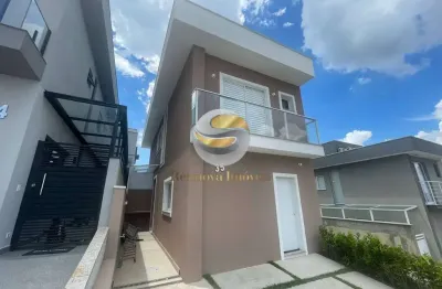 Sobrado novo, 3 dormitórios, 01 suíte, Quintal, ótima localização, KM.21