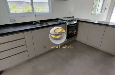 3 Dorms (1 Suíte com Sacada), Quintal gramado privativo, Espaço gourmet.