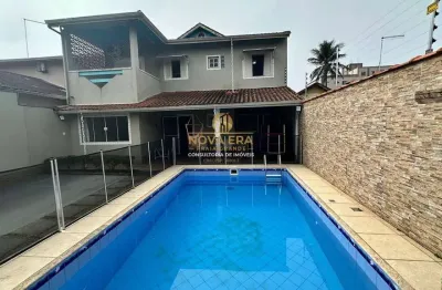 Casa perto praia,3dorm,área gourmet,piscina,quadra,2vagas,r$899mil aceita banco