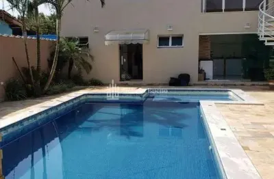 Casa com piscina !!! Oportunidade sendo 5dormt 2suite perto da praia