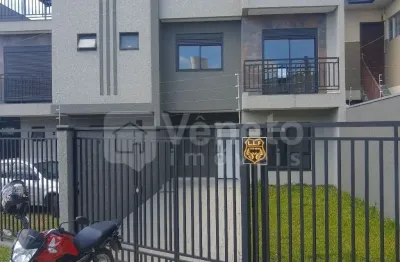 Casa com 3 quartos à venda na Rua Capitão Zeppin, 106, Uberaba, Curitiba