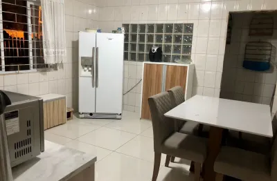 Ótima Oportunidade  Casas à Venda – 2 casas no terreno - Bairro Vila Esperança