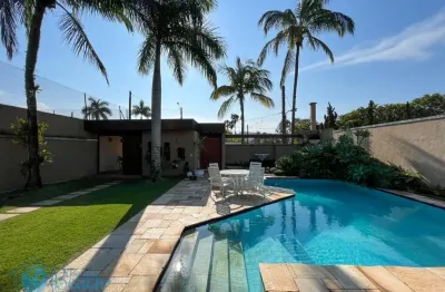 Casa com 4 quartos à venda na Avenida Albino dos Santos Gandares, Jardim Acapulco, Guarujá