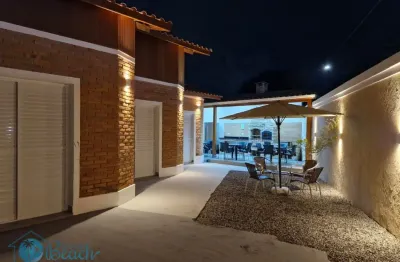 Casa com 3 quartos à venda na Rua Vicente Leporace, Enseada, Guarujá