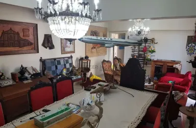 Apartamento padrão 4 dormitórios suíte 2 sacadas mobiliado.