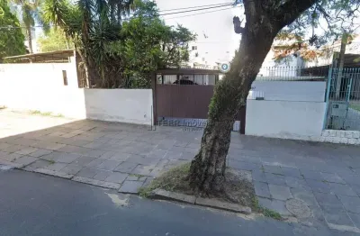 Terreno à venda na Rua Antônio Joaquim Mesquita, 597, Passo da Areia, Porto Alegre