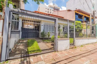 Casa com 3 quartos à venda na Rua Atanásio Belmonte, 427, Boa Vista, Porto Alegre