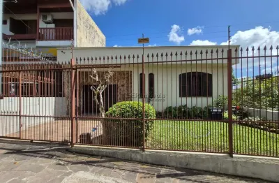Casa com 3 quartos à venda na Rua Pero Vaz de Caminha, Vila Ipiranga, Porto Alegre