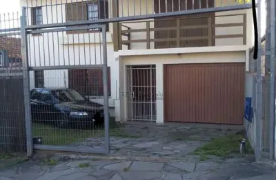 Casa com 3 quartos à venda na Rua Manoel Lopes Meirelles, 31, Jardim Itu Sabará, Porto Alegre