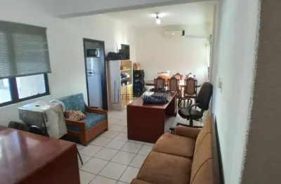 Sala comercial à venda na Rua Doutor Barros Cassal, 33, Floresta, Porto Alegre