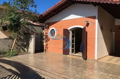 Casa com 3 quartos à venda na Avenida Presidente Kennedy, 15375, Vila Caiçara, Praia Grande