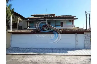 Casa com 4 quartos à venda na Avenida Presidente Kennedy, 15375, Balneário Flórida, Praia Grande