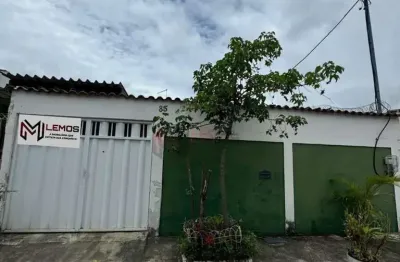 Execente casa duplex com 4 quartos em frente a estrada do tingui e proximo a estrada rio são paulo!