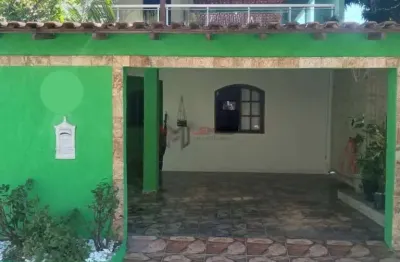 Excelente casa duplex reformada com varanda no bairro adriana - campo grande