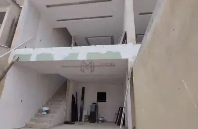 Casa linda próximo a rio são paulo, com 2 suites, 130m²... tudo em finíssimo acabamento!