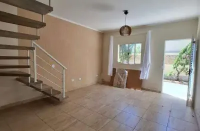 Sobrado para aluguel com 2 quartos no bairro nova itanhaém (praia)