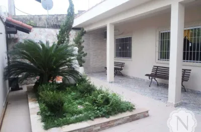 Casa com 2 quartos à venda na Rua Maria Pires, Savoy, Itanhaém