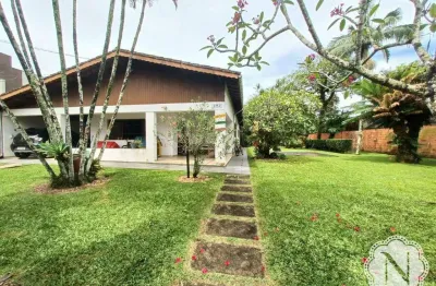 Casa com 4 quartos para alugar na Rua Itapema, Suarão, Itanhaém