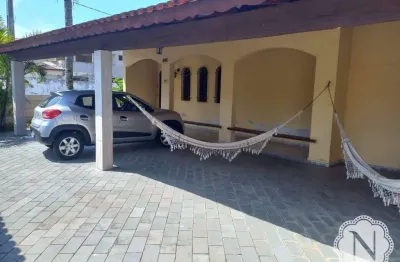 Casa com 2 quartos à venda na Rua Thais, Vila Loty, Itanhaém