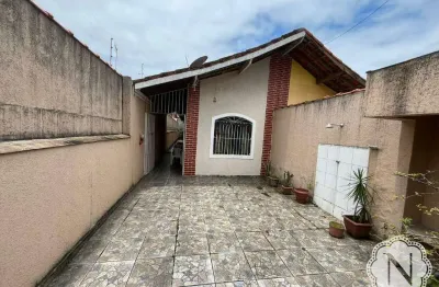 Casa com 2 quartos à venda na Rua Diana, Satélite, Itanhaém
