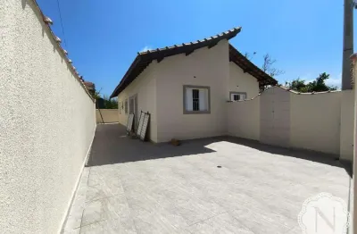 Casa à venda com 2 quartos no bairro gaivota (praia)
