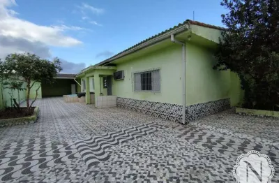 Casa com 2 quartos à venda na Rua Alipio Simões, Savoy, Itanhaém