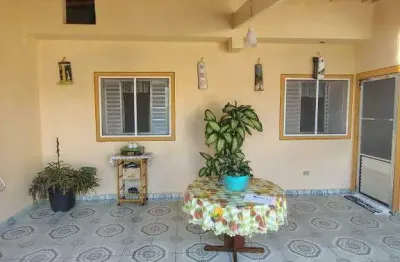 Casa à venda com 2 quartos no bairro gaivota (praia)