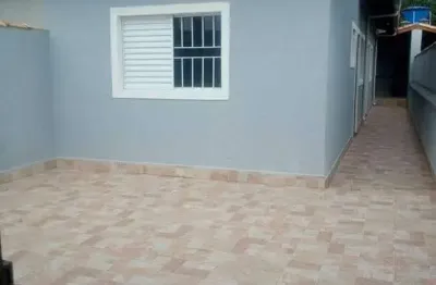 Casa à venda, 2 quartos,1 suíte 56 m² na nova itanhaém (interior).