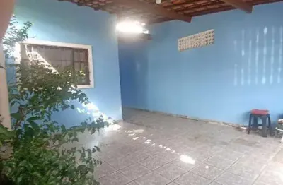 Casa a venda com 02 quartos no bairro nossa senhora do sion