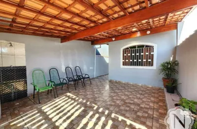 Casa à venda com 2 quartos no bairro nova itanhaém (interior)