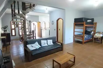 Sobrado à venda com 2 quartos no bairro jardim regina